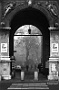 Piazza dei Signori varco di accesso alla Piazza del Capitanio - gennaio 1984